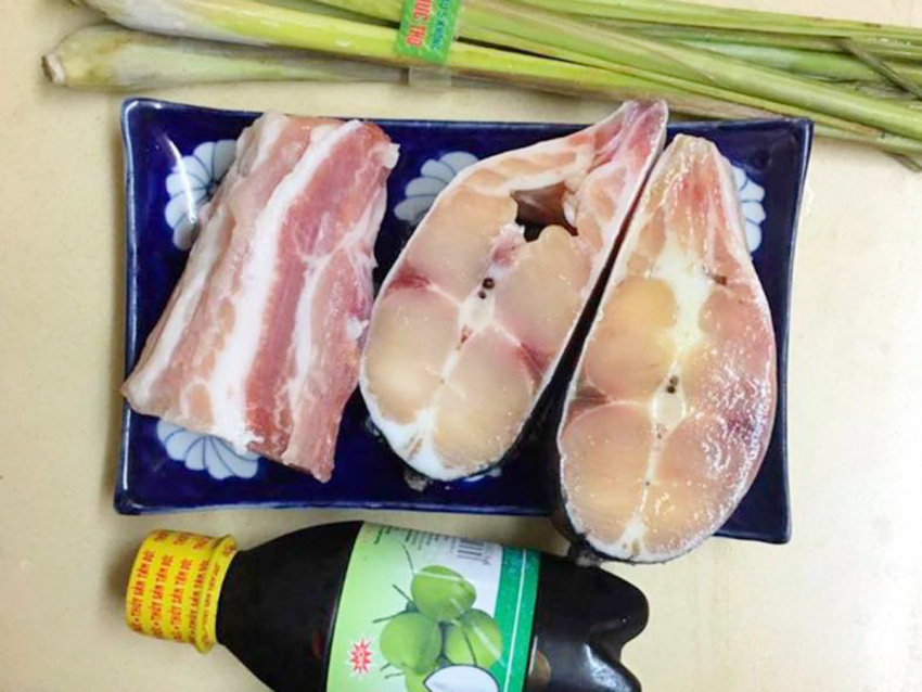 Note ngay bí quyết nấu món cá basa kho thịt ba chỉ vô cùng dễ làm