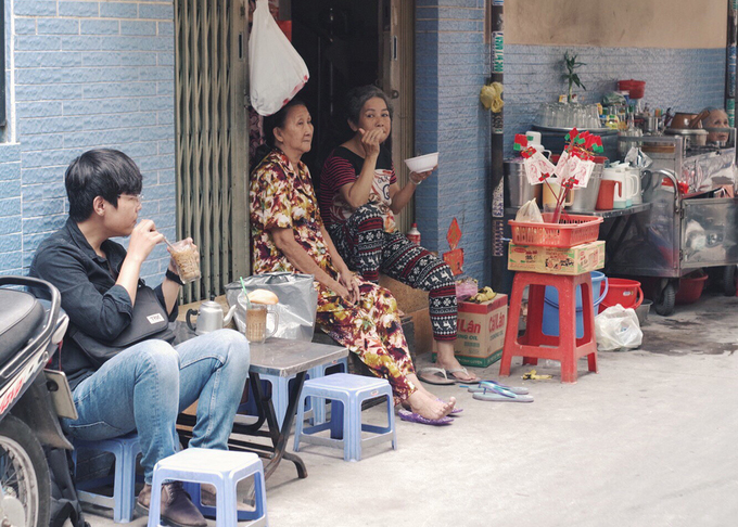 Xe cà phê vợt hai thập kỷ trong khu người Hoa ở Sài Gòn