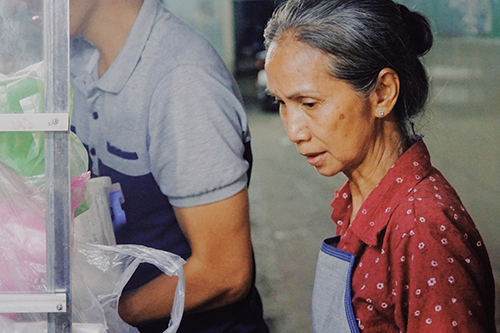 Cơm tấm bà Ròm hơn 30 năm nức tiếng Sài Gòn