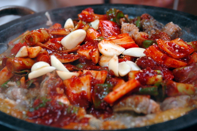 bạch tuộc cay, du lịch seoul, tham quan seoul, 9 món ăn xứ hàn cứ trời lạnh là thèm