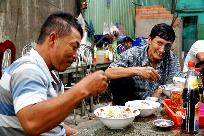 bánh canh khmer, du lich an giang, miền tây, tham quan an giang, bánh canh khmer – món chưa ăn chưa tới an giang