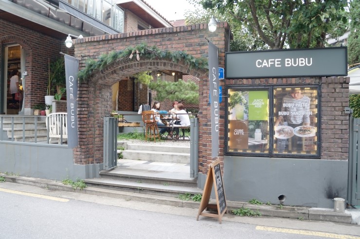 ẩm thực seoul, du lịch seoul, quán cafe seoul, top 10 quán cafe sân vườn “cực hot” nên ghé thử khi du lịch seoul