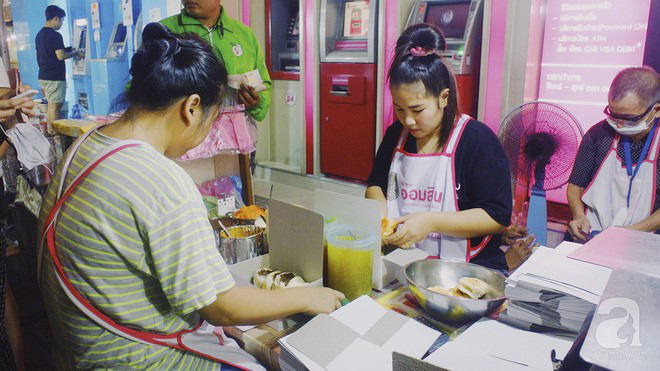 ẩm thực bangkok, du lịch bangkok, khách sạn bangkok, quán ăn ngon ở bangkok, địa chỉ ăn ngon ở bangkok, 3 quán ăn rất chất lượng, chỉ cần dắt túi khoảng 50 ngàn là có bữa ngon ở bangkok