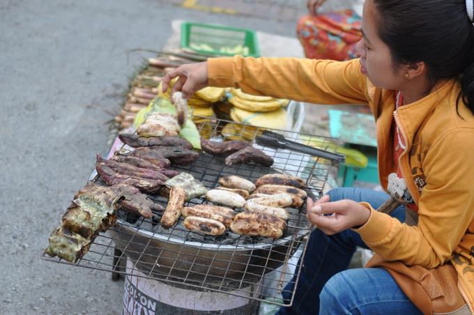 ẩm thực lào, du lịch lào, du lịch luang prabang, khach san lao gia re, kinh nghiem du lich lao, món ngon lào, đặc sản lào, đặc sản luang prabang, 8 món ăn đường phố ngon nhất ở luang prabang