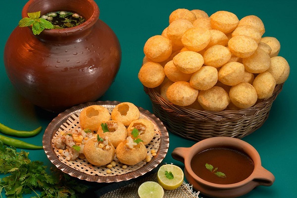 Độc đáo món bánh đường phố Pani Puri ở Ấn Độ mà du khách nào cũng muốn một lần nếm thử