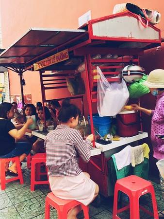5 quán chè luôn kín khách bất kể hè hay đông ở Sài Gòn