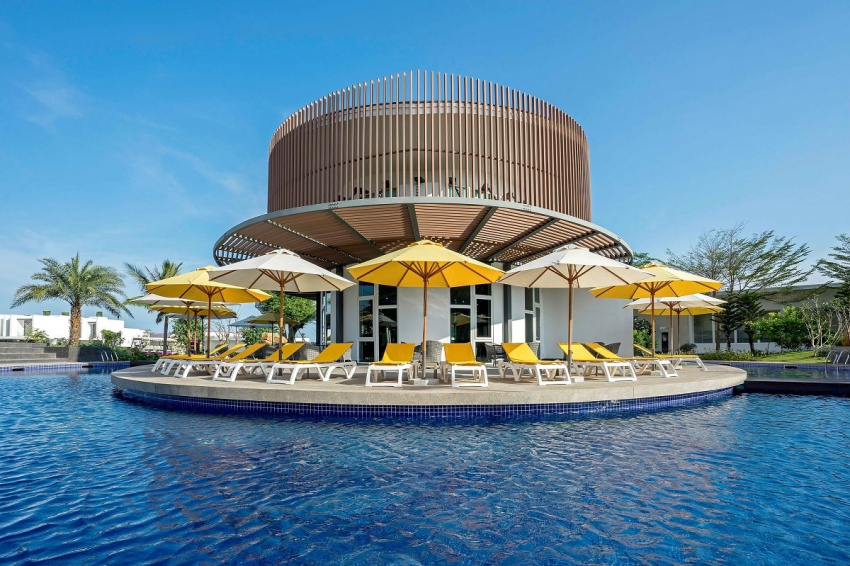 Review Chi Tiết Oceanami Villas & Beach Club Mới Nhất 2022