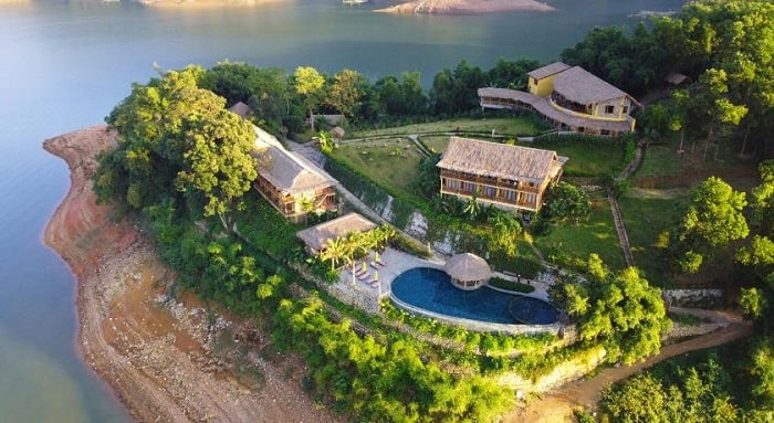 Review Mai Châu Hideaway Resort Giữa Lòng Hồ Thủy Điện