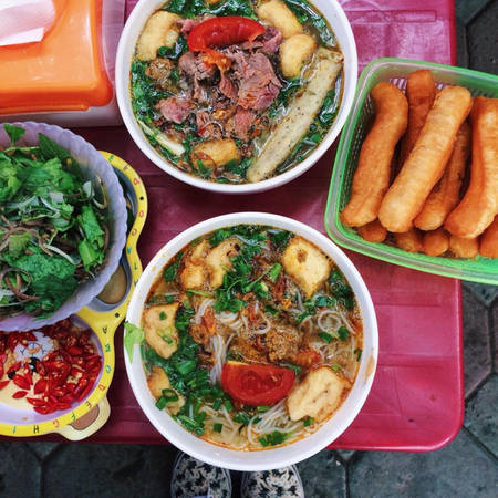 Quang Trung – con phố ít quán ăn nhưng hàng nào cũng “chất” của Hà Nội