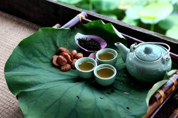 cốm hà nội, ô mai hà nội, quà hà nội, trà sen hà nội, 7 món đặc sản hà nội thường được du khách chọn làm quà biếu
