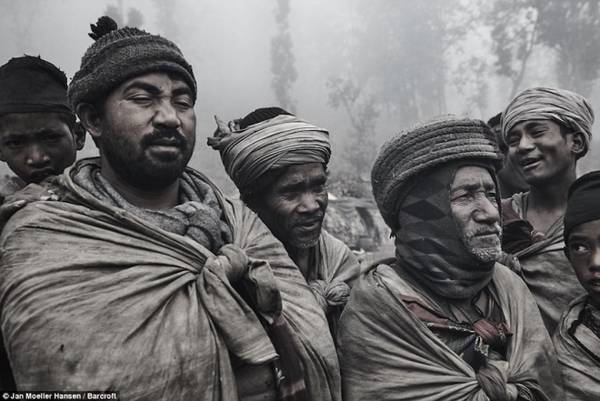 bộ tộc raute, du lịch nepal, điểm đến nepal, bộ tộc du mục di cư mỗi khi có người chết ở nepal