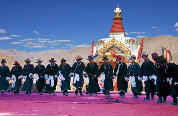 himalaya, gần 1.000 khách việt dự đại lễ phật giáo ở himalaya
