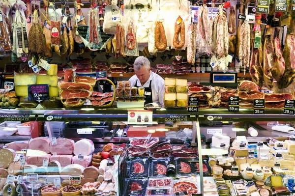chợ cá tsukiji, chợ hội an, chợ la boqueria, du lịch barceloni, du lịch tokyo, thăm những khu chợ gây “thèm thuồng” nhất thế giới