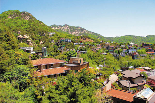 ‘Thị trấn’ Pyeongchang-dong: Nơi sinh sống của những người giàu nhất Hàn Quốc
