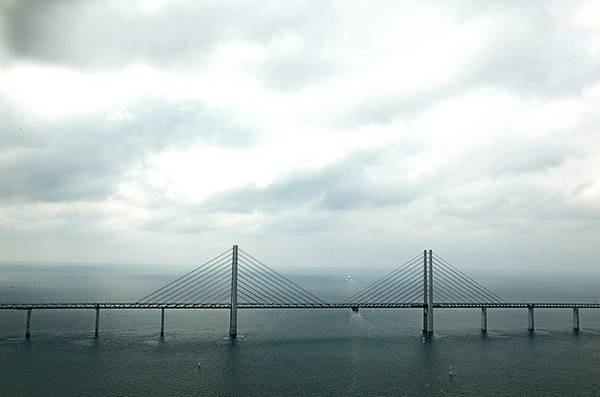cây cầu, ivivu.com, khách sạn, đặt khách sạn, chiêm ngưỡng cây cầu bắc giữa đại dương