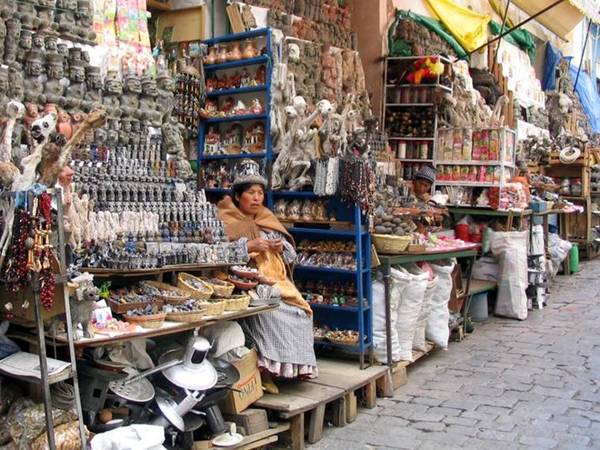 6 khu chợ kỳ quặc nhất thế giới