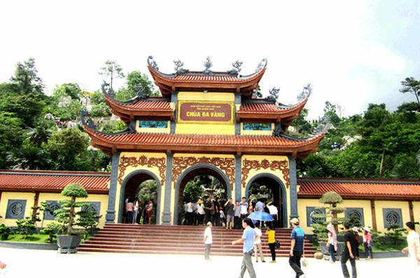 Du lịch Quảng Ninh thăm chùa Ba Vàng – điểm đến tâm linh ở xứ than