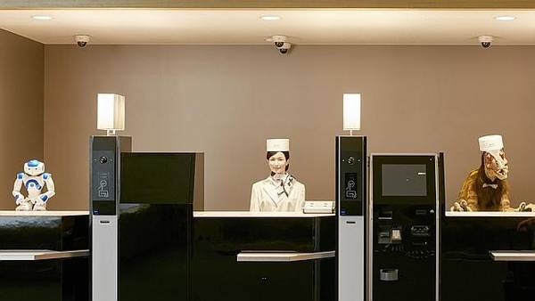 ivivu.com, khách sạn, khách sạn henn-na, nawasaki, tiếp viên robot, đặt phòng giá rẻ, khách sạn có tiếp viên hoàn toàn bằng robot