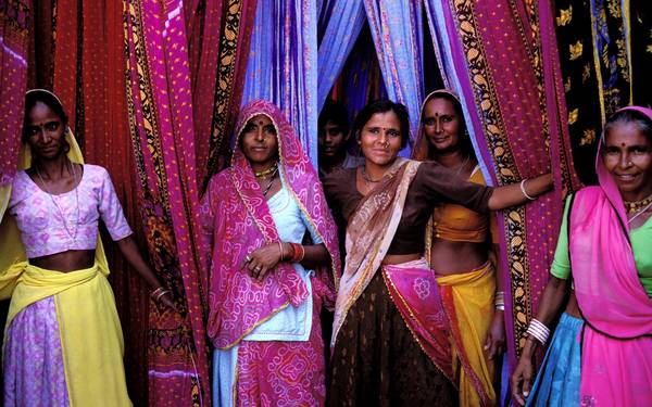 ivivu.com, váy kilt, váy sari, nón lá việt nam vào top trang phục truyền thống ấn tượng nhất thế giới