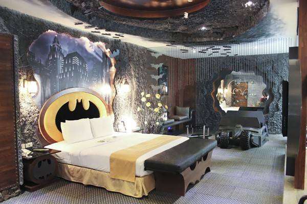 crazy house, ivivu.com, khách sạn bỉ, điểm danh 28 khách sạn ‘cool’ nhất thế giới (p.2)