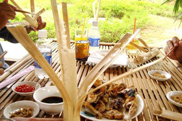 Du lịch Việt Nam thưởng thức 12 món cơm tuyệt ngon