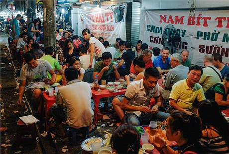 Du khách quốc tế ngợi ca Việt Nam là ‘Thiên đường ẩm thực’
