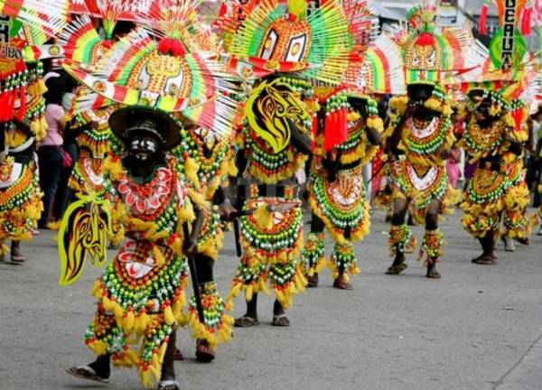 Khám phá lễ hội Ati-Atihan ở Philippines