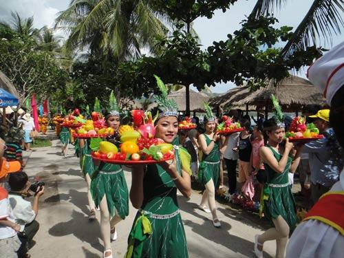 festival biển nha trang 2013, hoa quả sơn, khánh hòa, lễ hội, nha trang, đảo khỉ, tưng bừng lễ hội hoa quả sơn ở đảo khỉ