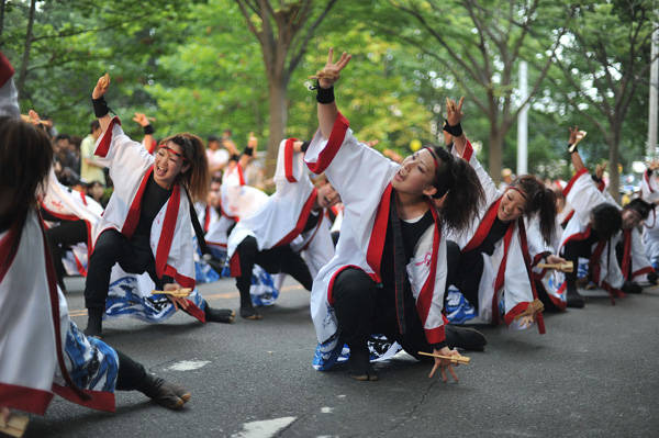 Mùa hè sôi động ở Nhật Bản với lễ hội Yosakoi