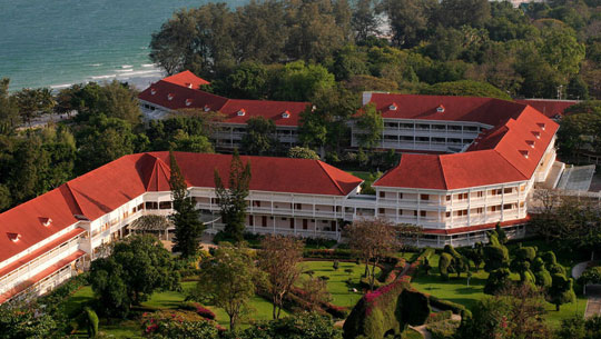 Khách sạn Asian Huế lọt top 5 khách sạn có vị trí đẹp nhất Châu Á