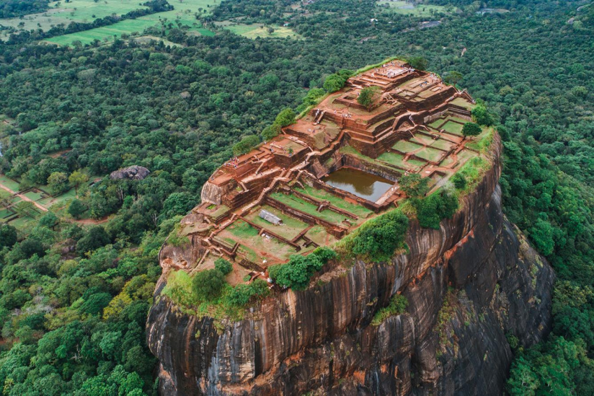 Hành hương về miền đất Phật Tích Lan - Sri Lanka