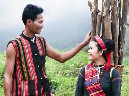 Tục cưới của người Vân Kiều trên đất Quảng Bình