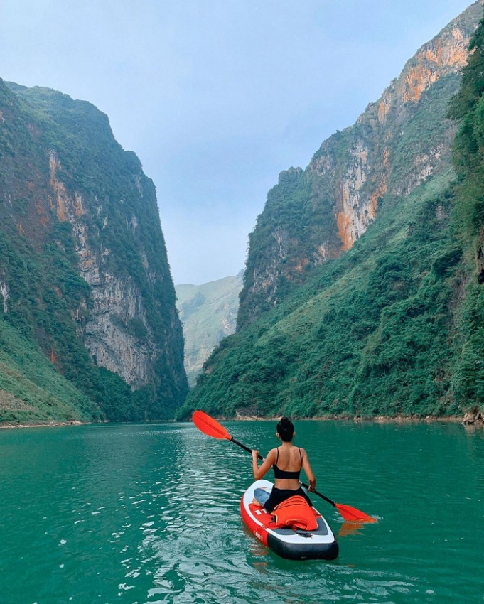 Note ngay 7 điểm chèo thuyền kayak ngoạn mục ở Việt Nam