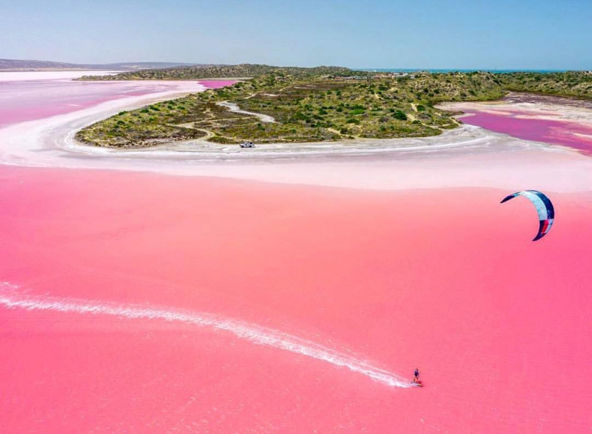 Ngất ngây với khung cảnh đẹp tựa tranh vẽ tại hồ Hutt Lagoon – Australia
