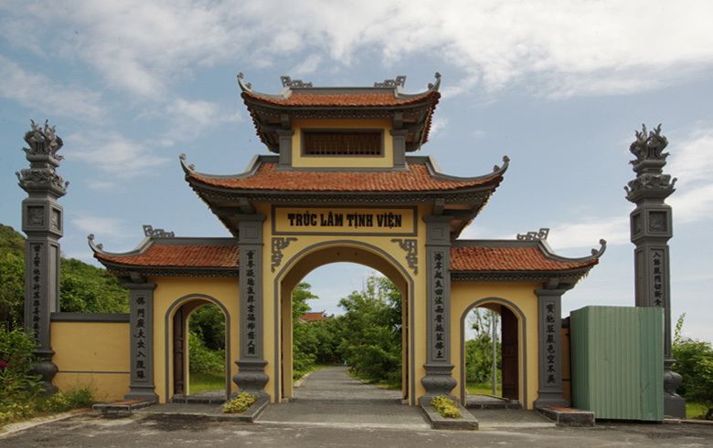 Thăm quan Trúc Lâm Tịnh viện Vinpearl Nha Trang