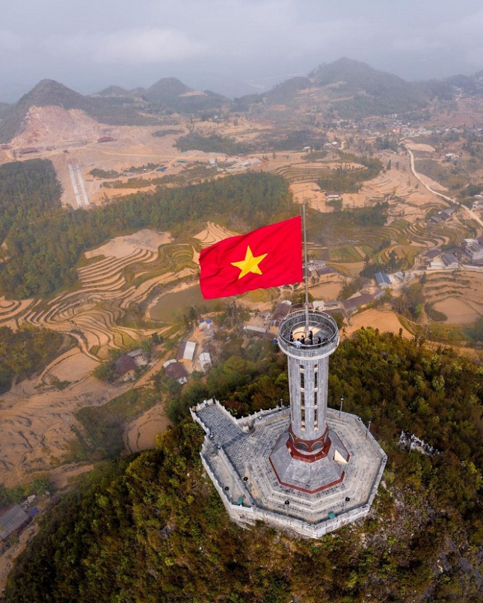 Những cột cờ Việt Nam mà bạn nên check in một lần để thêm tự hào về quê hương, đất nước 