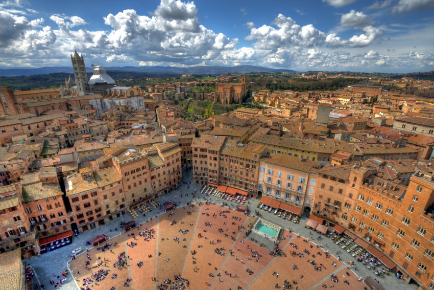Điều gì đang đợi bạn khi du lịch Siena – viên ngọc của nước Ý?