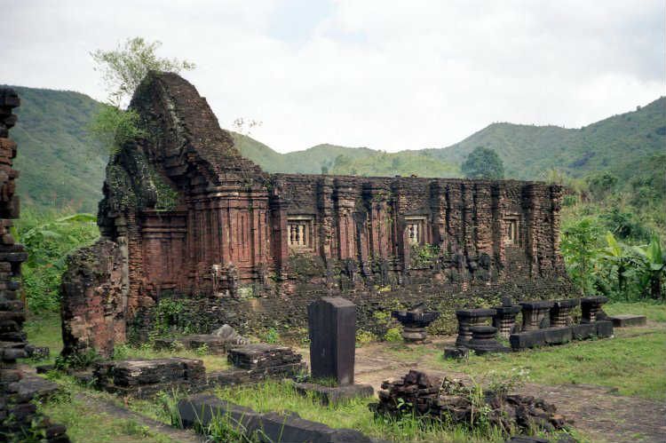 Khu đền tháp Mỹ Sơn - Di sản Văn hóa thế giới