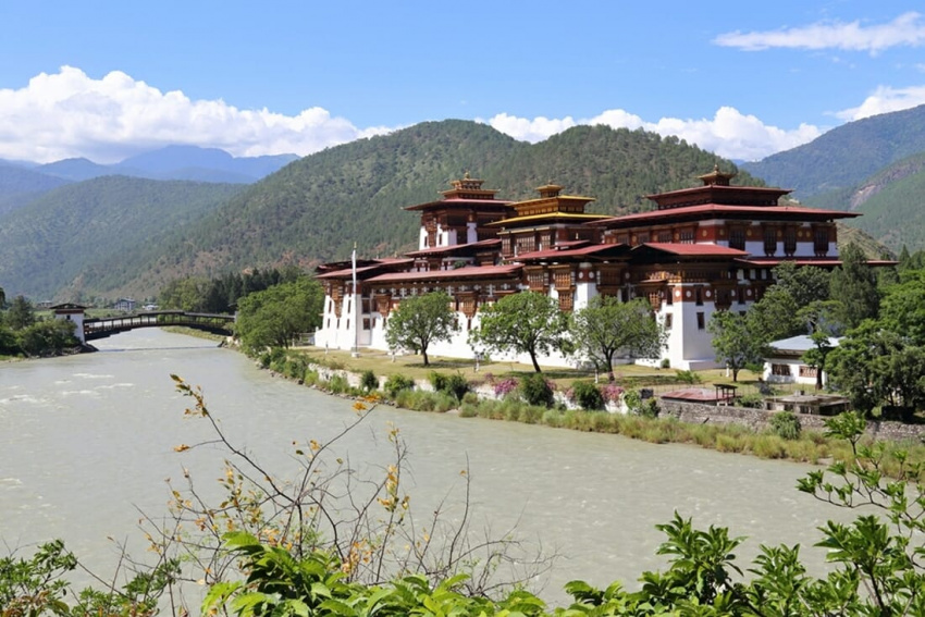 Kinh nghiệm du lịch Bhutan – một trong những quốc gia hạnh phúc nhất thế giới