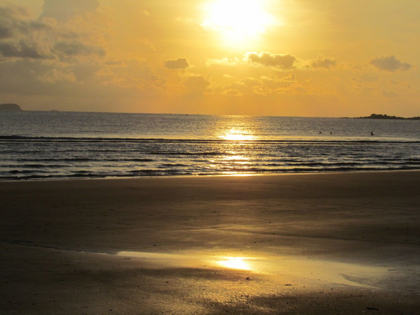 biển thiên cầm, du lịch hà tĩnh, khám phá hà tĩnh, bãi biển thiên cầm vào buổi sáng sớm