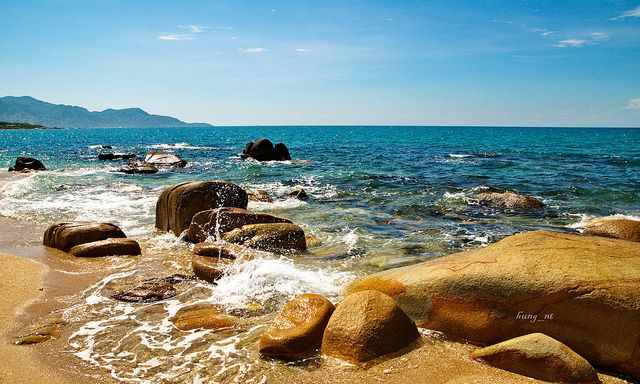 Về Ninh Thuận thăm quan vẻ đẹp biển Cà Ná