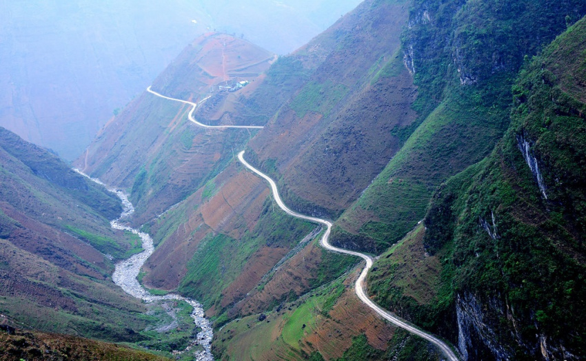 Kinh nghiệm du lịch đèo Mã Pí Lèng – một trong tứ đại đỉnh đèo của Việt Nam