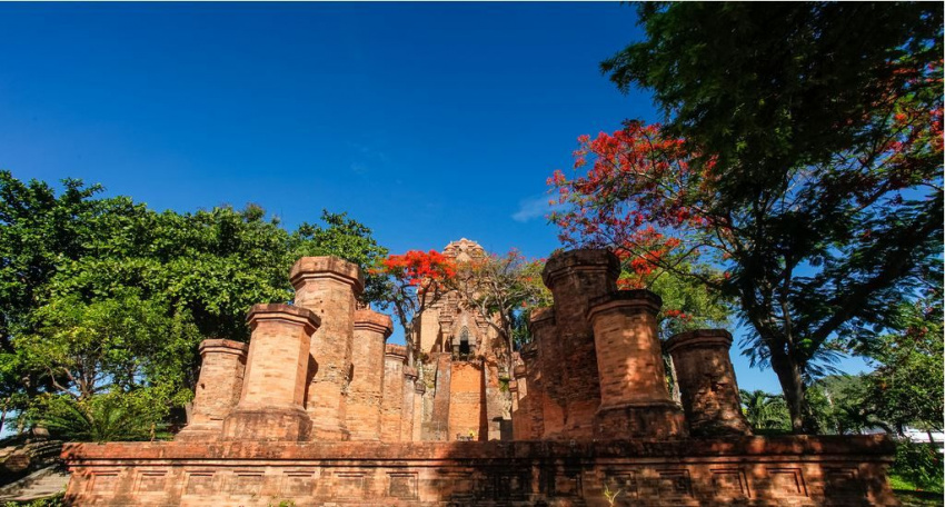 Tháp Bà Ponagar - Nha Trang