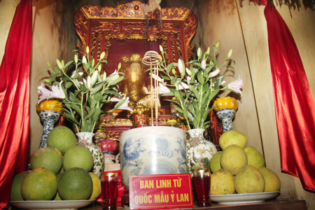 chùa bà ngô hà nội, chùa duệ hà nội, du lịch tâm linh, di tích lịch sử đền thờ nguyên phi ỷ lan