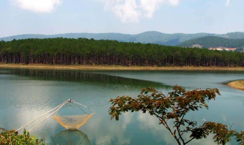 Hồ Tuyền Lâm Đà Lạt - Địa điểm du lịch nghỉ dưỡng lý tưởng