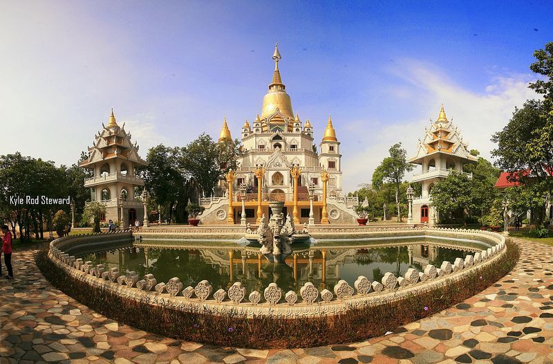 Vãn cảnh chùa Bửu Long – TP.Hồ Chí Minh