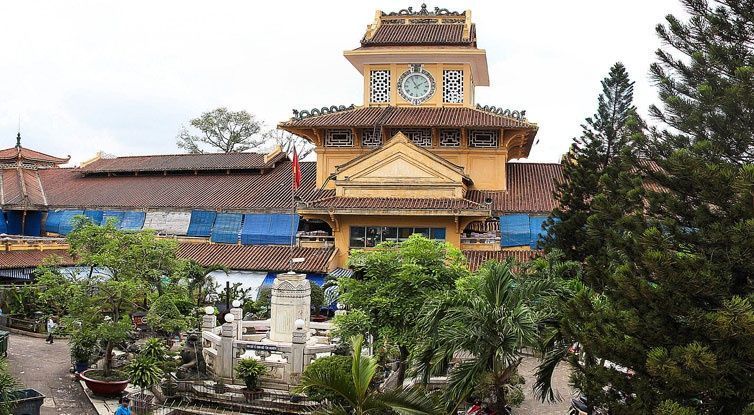 cẩm nang du lịch, chợ bến thành, dinh độc lập, du lịch hồ chí minh, nhà thờ đức bà, cẩm nang du lịch tp hồ chí minh