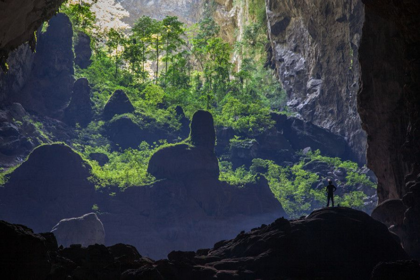 Chiêm ngưỡng tuyệt tác của thiên nhiên bên trong hang động lớn nhất thế giới