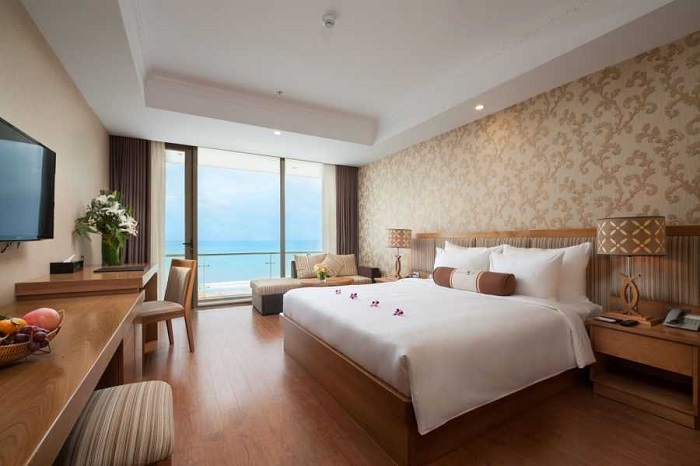 top khách sạn 4 sao đà nẵng hướng biển view cực chất