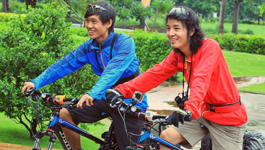 Thử thách 4000 km và dự án phượt xuyên Việt của 2 bạn trẻ yêu khám phá